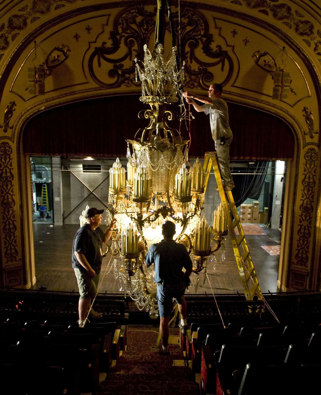 2008